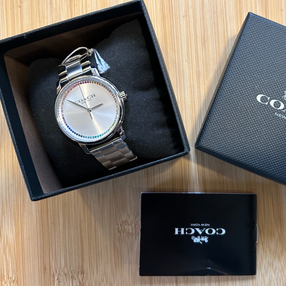 Coach Grand Watch With 36mm Silver Face & Silver Bracelet - Picture 7 of 7